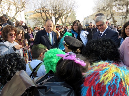 Ministro da Cultura visita desfile de carnaval